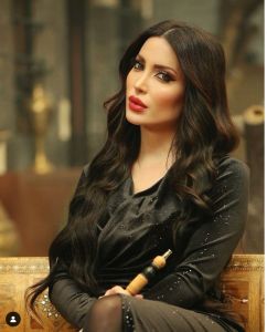 اتفرج – نسرين طافش تفجر السوشيال ميديا بتدخين الشيشة