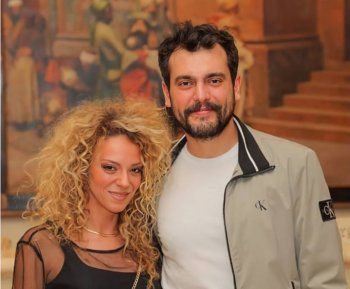 شاهد .. ظهور نادر لـ سامر اسماعيل مع زوجته وتشبيهها بـ شاكيرا - بالصور