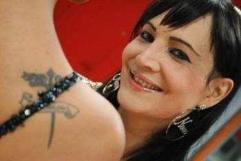 شاهد .. فنانات شهيرات هن في الأصل رجال.. من بينهن 5 عربيات!