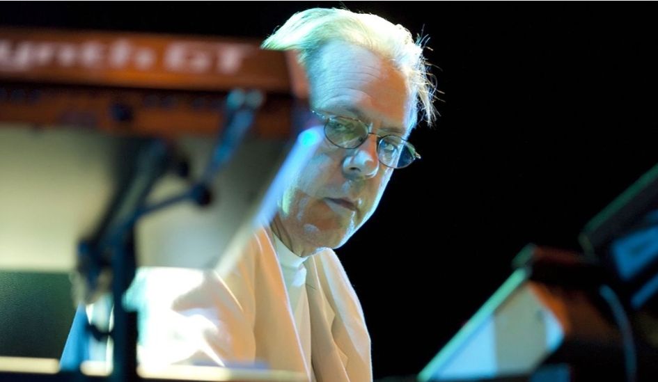 وفاة رائد الموسيقى الإلكترونية الألمانية كلاوس شولتزه