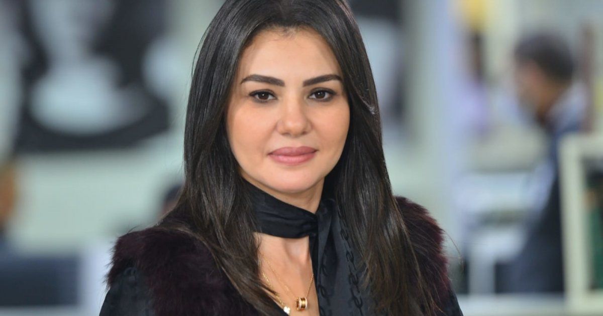 شاهد .. دينا فؤاد تتحدث عن حياتها الخاصة.. وهل تفكر في الإعتزال؟