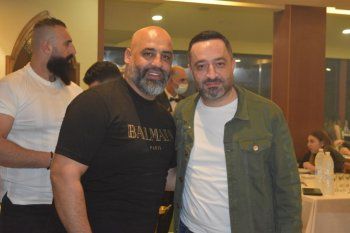 شاهد .. بالصور- وديع الشيخ يلبي دعوة يوسف أبو بكر لمأدبة الإفطار