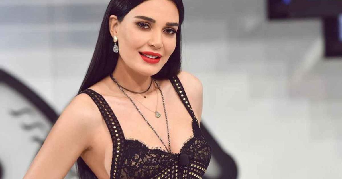 شاهد .. سيرين عبد النور تعايد المتابعين بعيد رمضان.. وهذه رسالتها