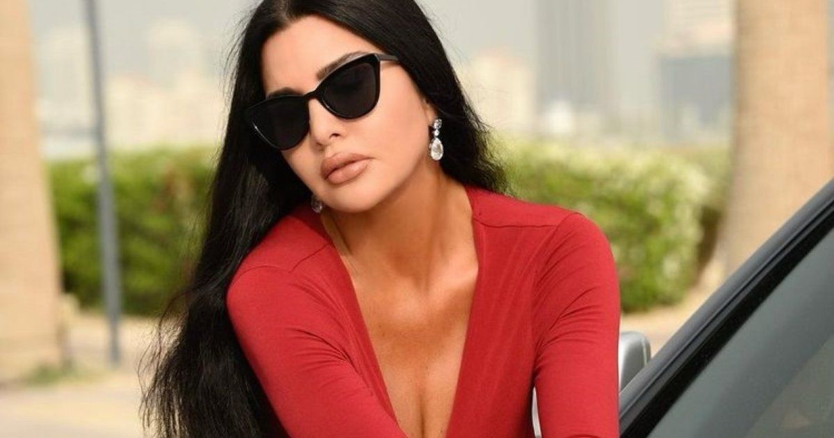 شاهد .. لاميتا فرنجية بإطلالة لافتة من باريس - بالصور