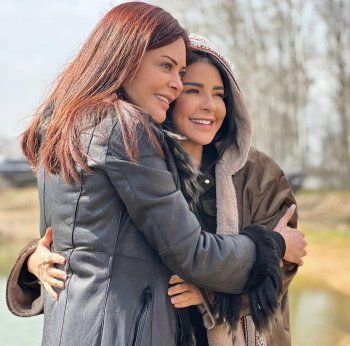 شاهد .. ماغي بو غصن تشيد بـ كارمن لبس..والأخيرة ترد