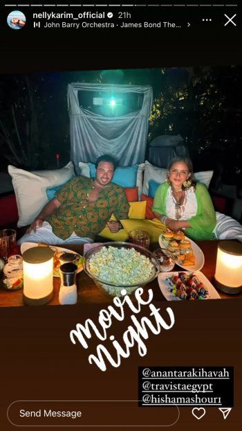 شاهد .. بالصور- نيللي كريم تستمتع بإجازتها في المالديف برفقة زوجها