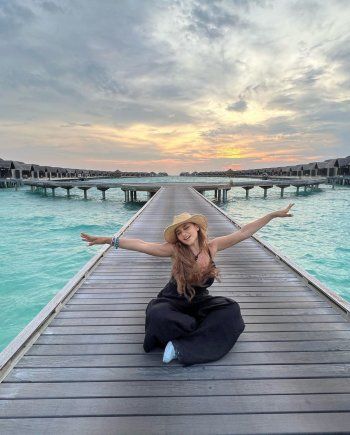 شاهد .. بالصور- نيللي كريم تهنئ الجمهور بعيد الفطر على طريقتها