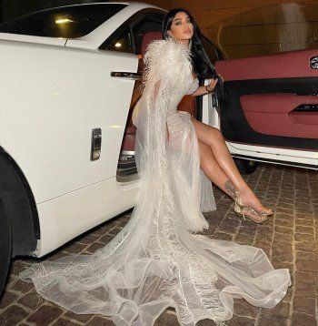 شاهد .. هيفا وهبي بإطلالة مدهشة.. وتعايد الجمهور بعيد الفطر