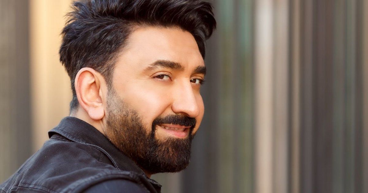 شاهد .. سامر كابرو يطلق أغنية "اللَيلة" ومفاجأة من فرقته الموسيقية في الكليب