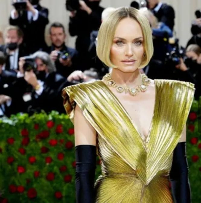أبرز إطلالات النجوم في حفل Met Gala 2022 – شاهد