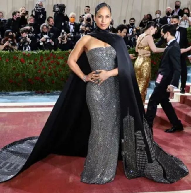 أبرز إطلالات النجوم في حفل Met Gala 2022 – شاهد