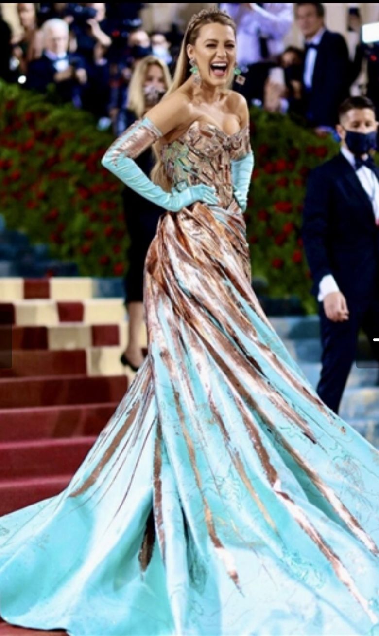 أبرز إطلالات النجوم في حفل Met Gala 2022 – شاهد