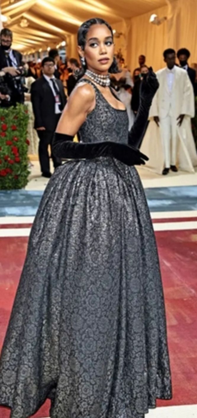 أبرز إطلالات النجوم في حفل Met Gala 2022 – شاهد