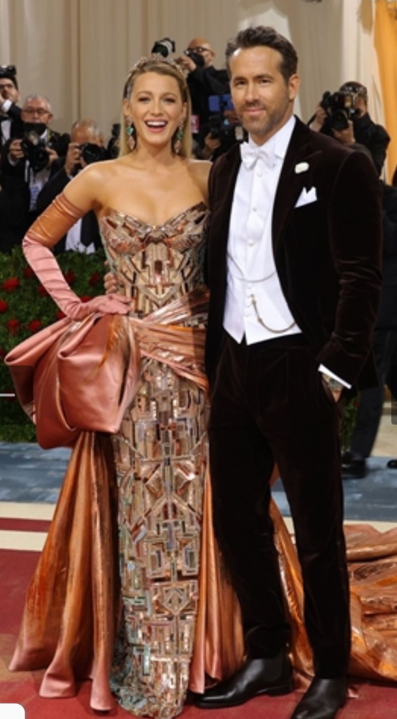 أبرز إطلالات النجوم في حفل Met Gala 2022 – شاهد