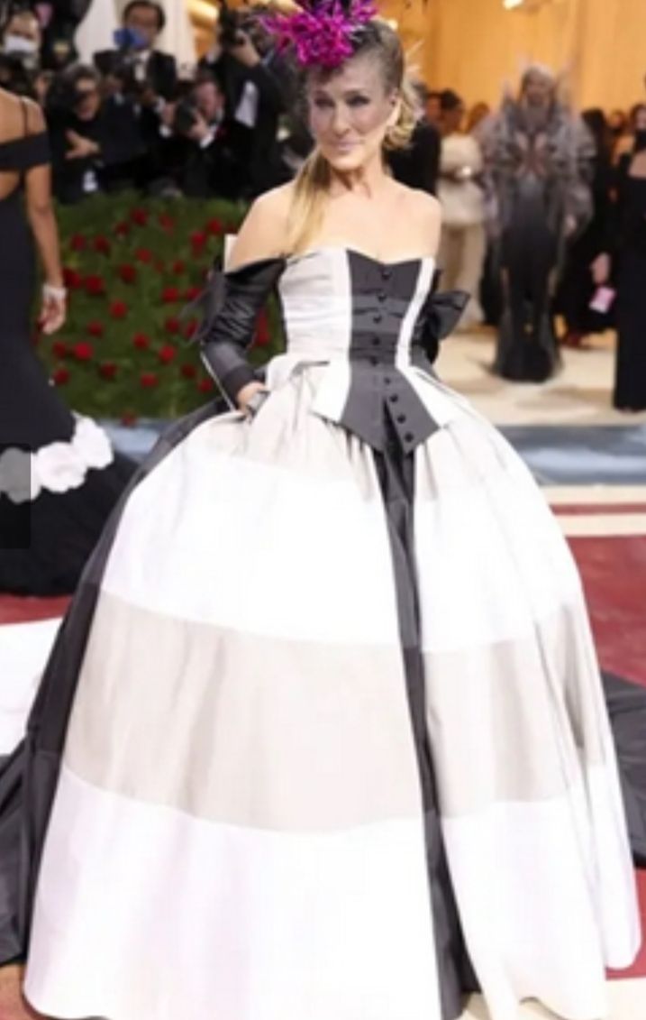 أبرز إطلالات النجوم في حفل Met Gala 2022 – شاهد