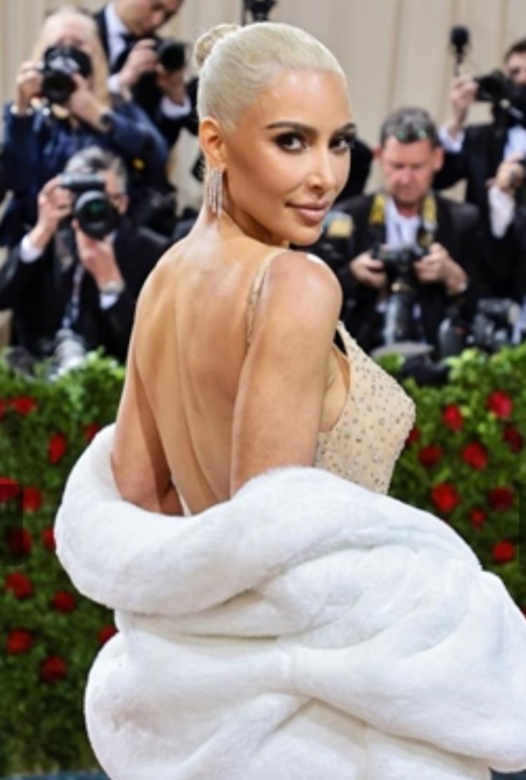 أبرز إطلالات النجوم في حفل Met Gala 2022 – شاهد