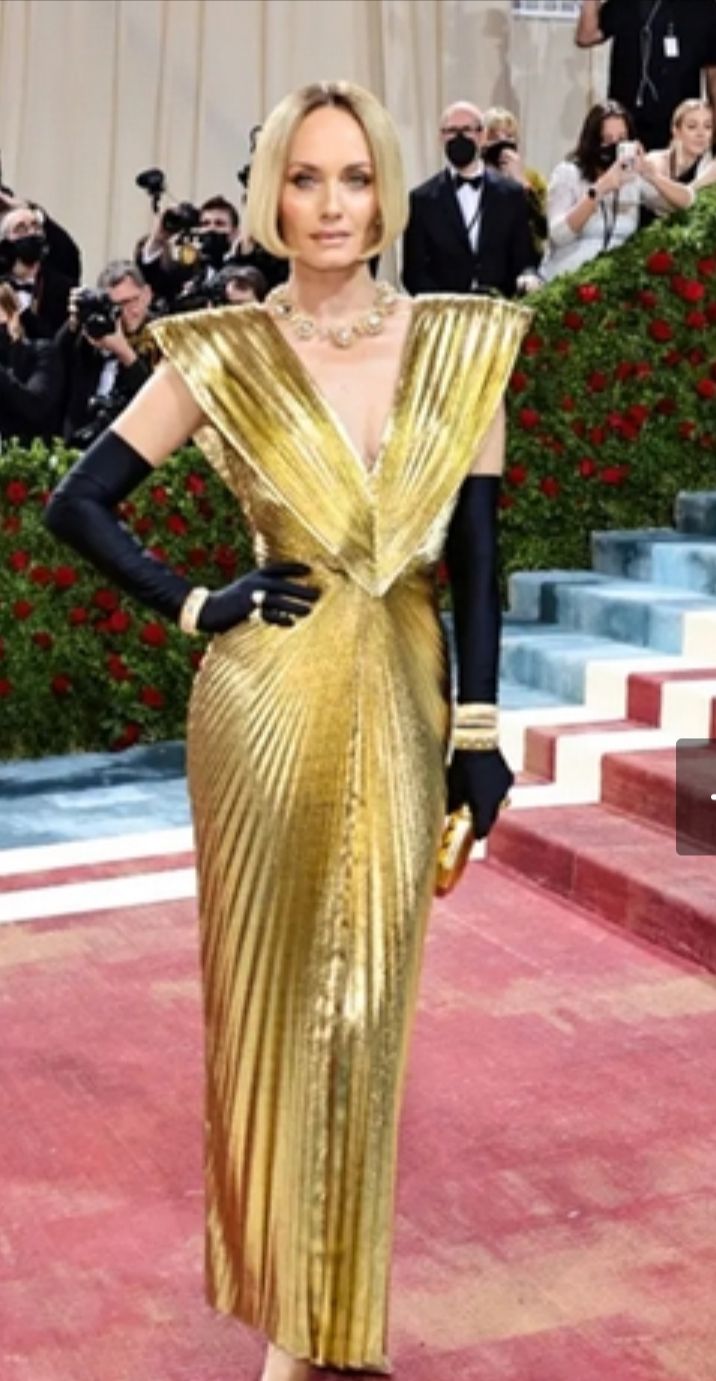 أبرز إطلالات النجوم في حفل Met Gala 2022 – شاهد