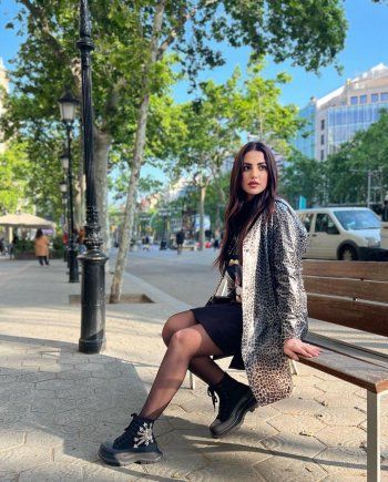 شاهد .. بالصور - درة تأخذ إجازة في العيد للسفر الى إسبانيا