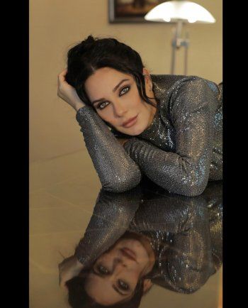 شاهد .. سلاف فواخرجي تخطف الأنظار بآخر إطلالاتها...والجمهور يعلق