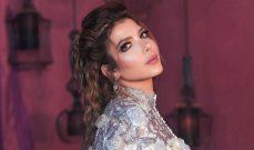 شاهد .. جيجي حديد تخطف الأنظار باللون الأحمر.. ومعطفها الكبير حديث المتابعين