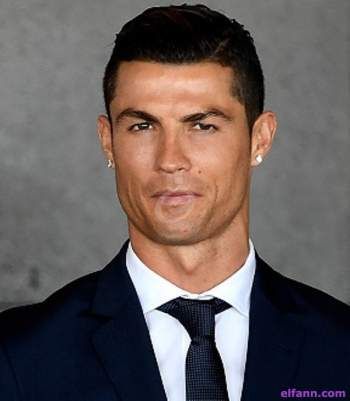 شاهد .. بالأرقام - نجوم أمّنوا على أعضائهم بمبالغ خيالية: مايلي سايرس على لسانها وجينيفر لوبيز وكيم كارداشيان على خلفيتيهما