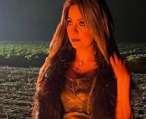 سهر الصايغ تُعيد علي جمهورها بصورة من كواليس المداح- شاهد