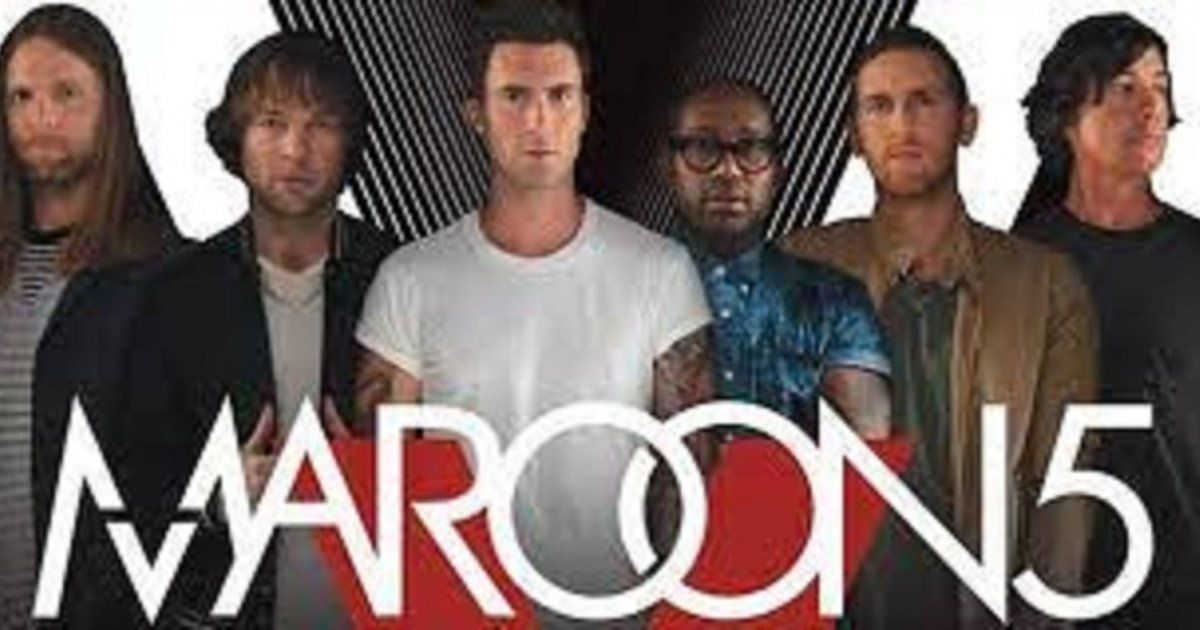 شاهد .. أعضاء فرقة Maroon 5 يزورون المتحف المصري ويلتقطون الصور
