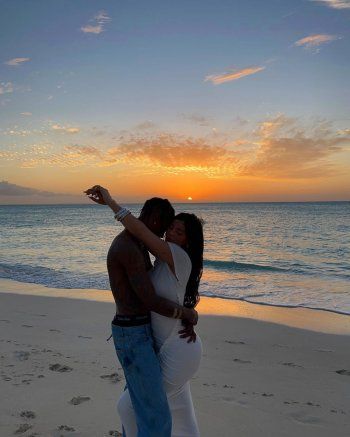 شاهد .. كايلي جينر بصور رومانسية للغاية مع ترفيس سكوت.. والجمهور يتفاعل