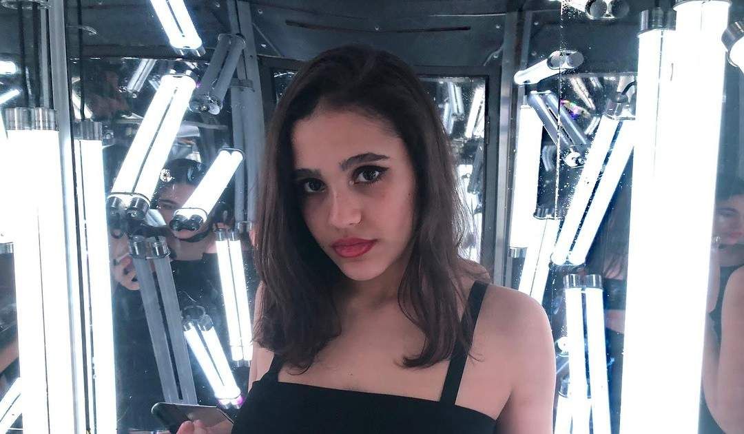 شاهد .. بالصورة والفيديو - جنا عمرو دياب تنشر صوراَ ورسائل مع حبيبها