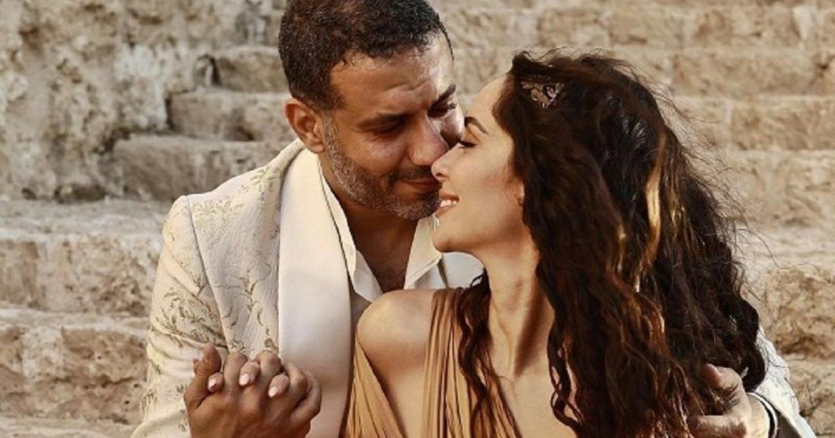 شاهد .. بسنت شوقي ومحمد فراج يرقصان على أنغام "ستو أنا".. وهذه أجواء ليلة "الحناء"