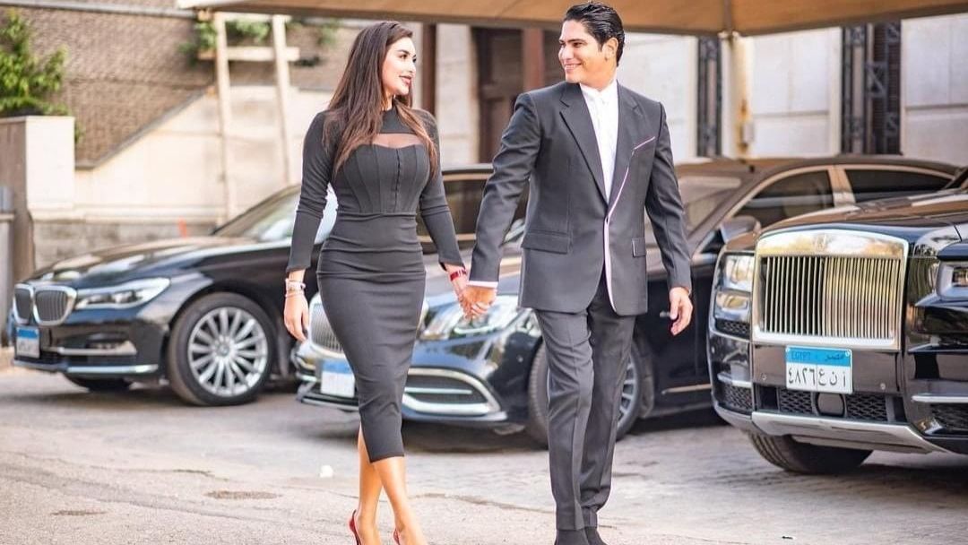 أسطول سيارات ياسمين صبري بعد أبوهشيمة : نار يا حبيبي نار