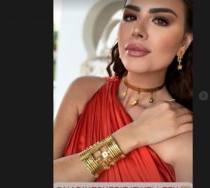 اطلالات جذابة للفنانات في تجهيزات زفاف بسنت شوقي ومحمد فراج