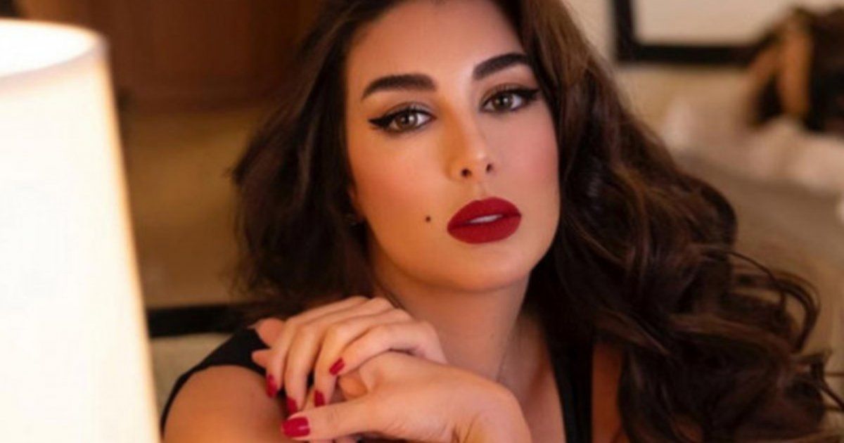 شاهد .. صديق ياسمين صبري يفاجئ الجمهور بما قاله