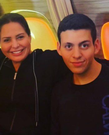 شاهد .. بالصور - هكذا إحتفلت صابرين بذكرى ميلاد إبنها