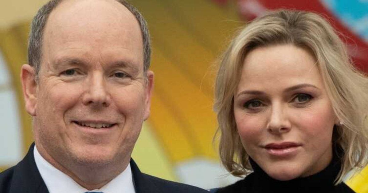 شاهد .. بالصورة - الأميرة شارلين دو موناكو بإطلالة من علامة سويسرية كم يبلغ ثمن فستانها؟