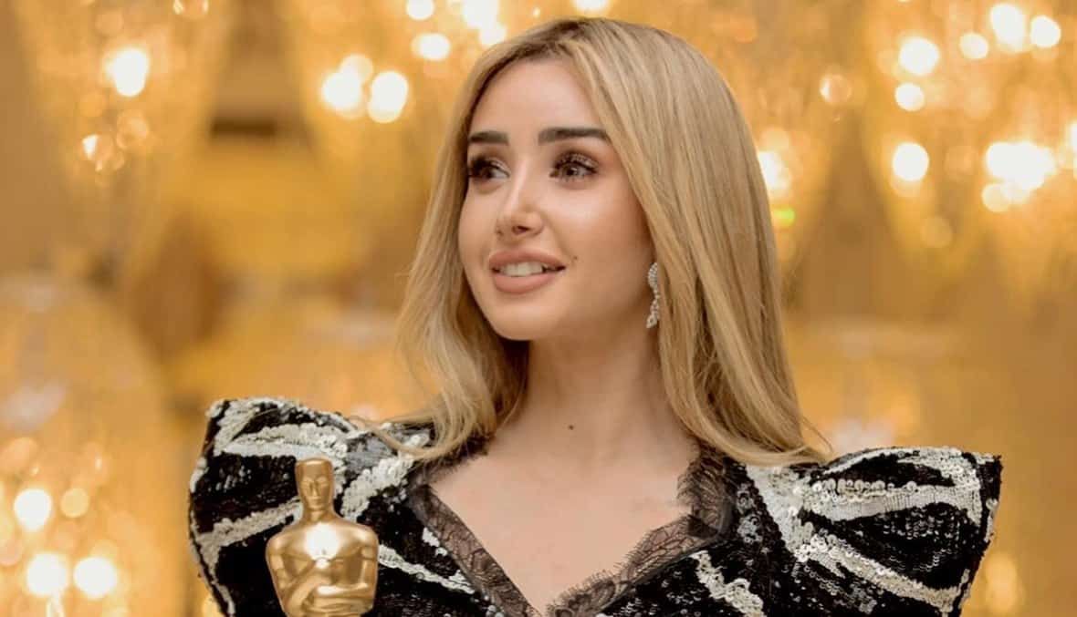 اتفرج – هنا الزاهد تخطف الأنظار بفستان مفيش أحلي من كدة