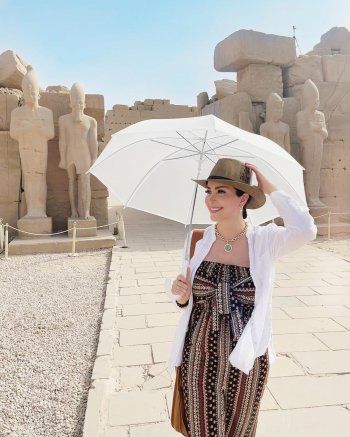 شاهد .. نسرين طافش تقضي عطلتها الصيفية في مصر.. والجمهور يتفاعل مع جمالها