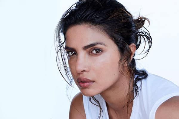 صورة ابنه بريانكا شوبرا.. نجمة بوليوود تنشرها لأول مرة