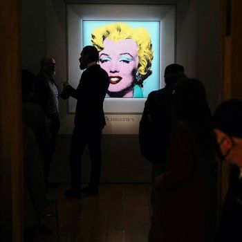 شاهد .. لوحة لـ مارلين مونرو تباع بمبلغ طائل.. أغلى قطعة فنية في القرن العشرين!