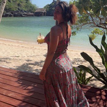 شاهد .. ديانا حداد بصور من الفلبين.. وتظهر بدون ماكياج