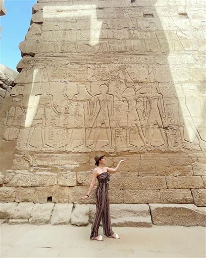 نسرين طافش بتدلع وعملت غرام في الكرنك 2 – شاهد