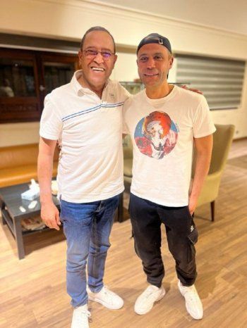 شاهد .. صورة تجمع أشرف عبد الباقي بمحمد إمام