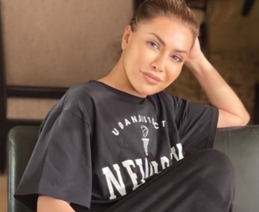 بدون ماكياج.. نوال الزغبي تتألق بإطلالة صباحية من منزلها- شاهد