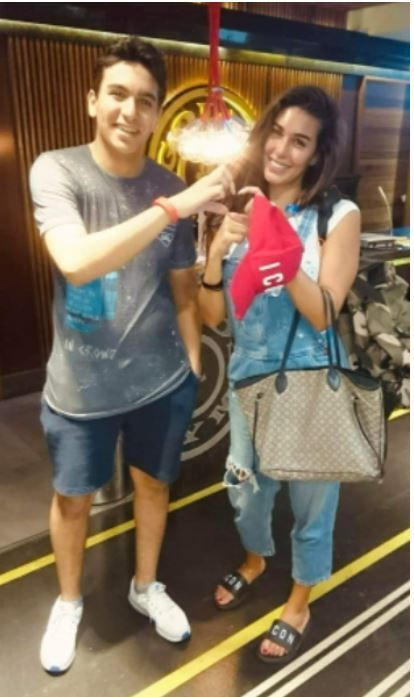 بعد الطلاق – أحدث صور لـ”ياسمين صبري” في جيم بالإسكندرية