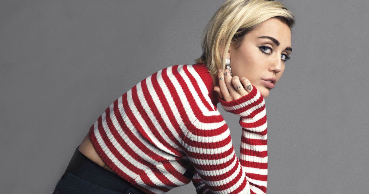 شاهد .. نجم تركي يكشف عن تعرضه للتحرش من مايلي سايرس.. وهذا ما قاله