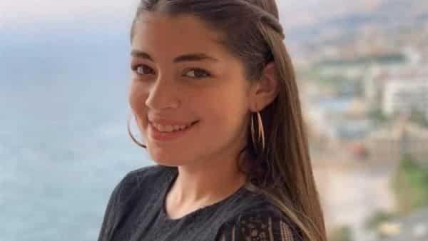 حقيقة خطوبة ليلى أحمد زاهر.. أشعلت السوشيال ميديا بـ فارس