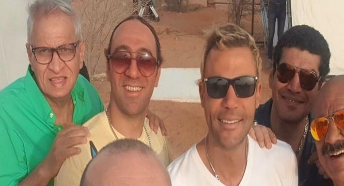 محمد سلام أصلع في كواليس فيلم “عمهم” – شاهد