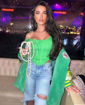 شاهد .. الكشف عن صور حبيبة أحمد أبو هشيمة الجديدة.. وجمالها حديث المتابعين!