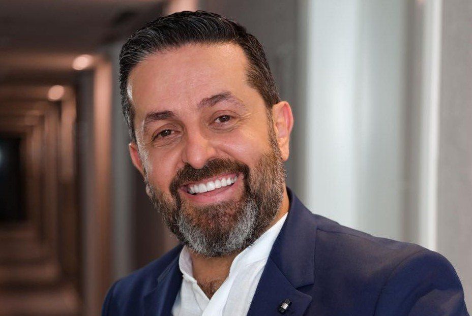 شاهد .. إيلي العليا يفقد أغلى الناس