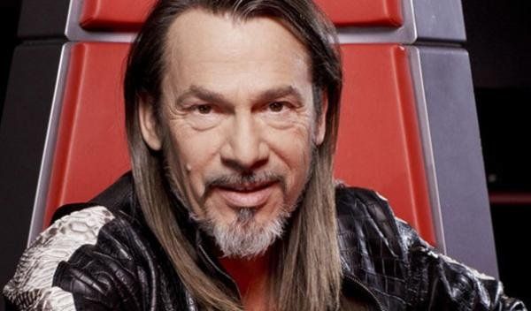 شاهد .. فلوران بانيي يستجمع قواه لمحاربة مرضه